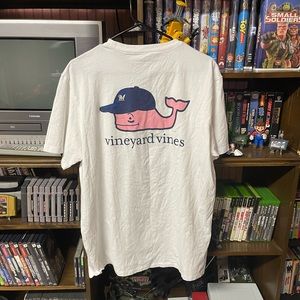 Vineyard Vines mens L Milwaukee Brewers MLB whale w/ cap t-shirt